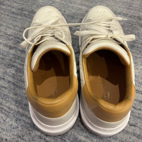 Louis Vuitton Sneakers - Picture 7 of 10
